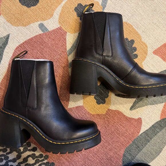 Dr. Martens Spence in Black Sendal (W8) - Picture 3 of 7